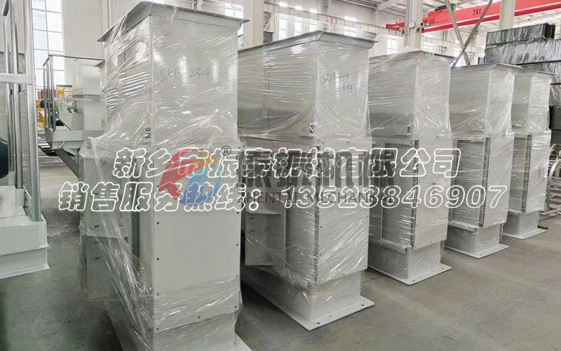 提升效率的關鍵設備——硫酸亞鐵斗式提升機詳解